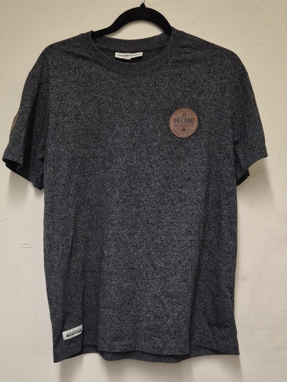 Men's Short-Sleeve Heathered Gray Tee Size M